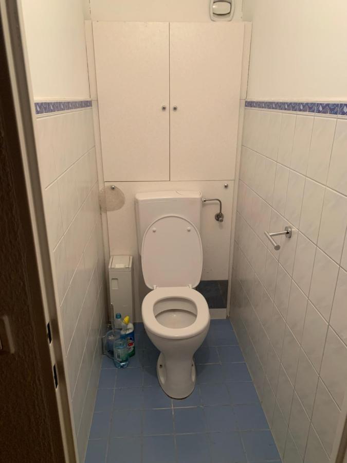 Sehr Schone Zimmer 1 In Wien Favoriten Екстер'єр фото